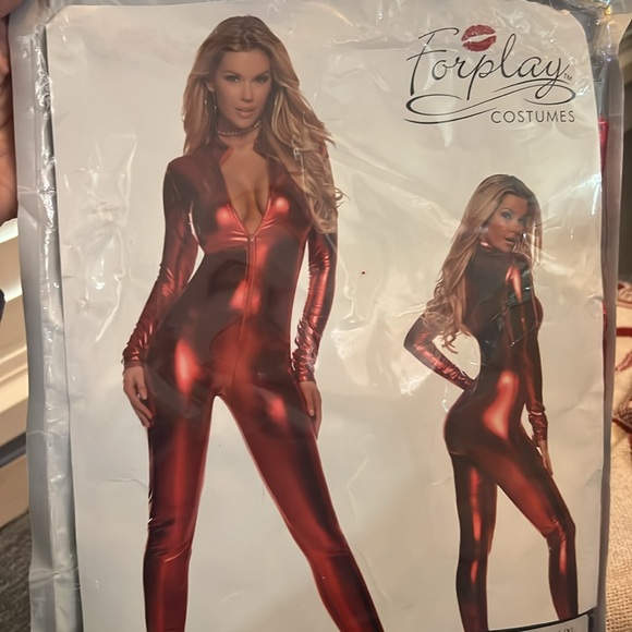 Red L/XL Catsuit - Picture 2 of 2